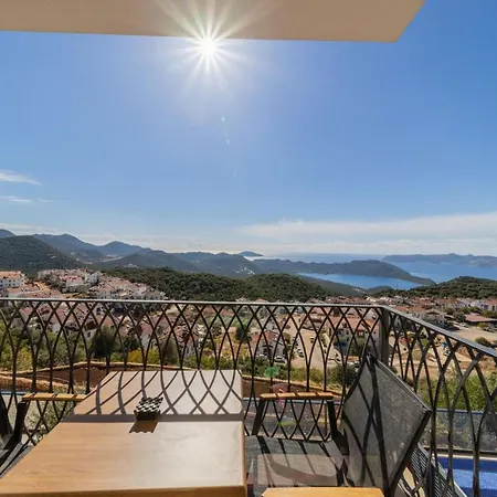 Fully Furnished Flat With Sea View In Antalya